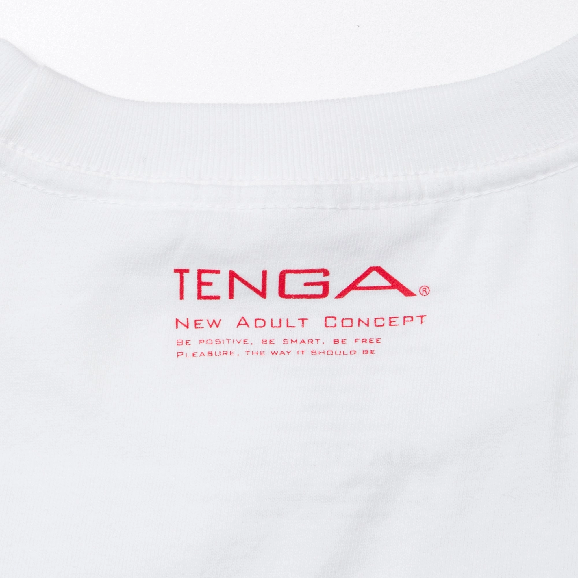 Playing with TENGA T-SHIRT White x Blue