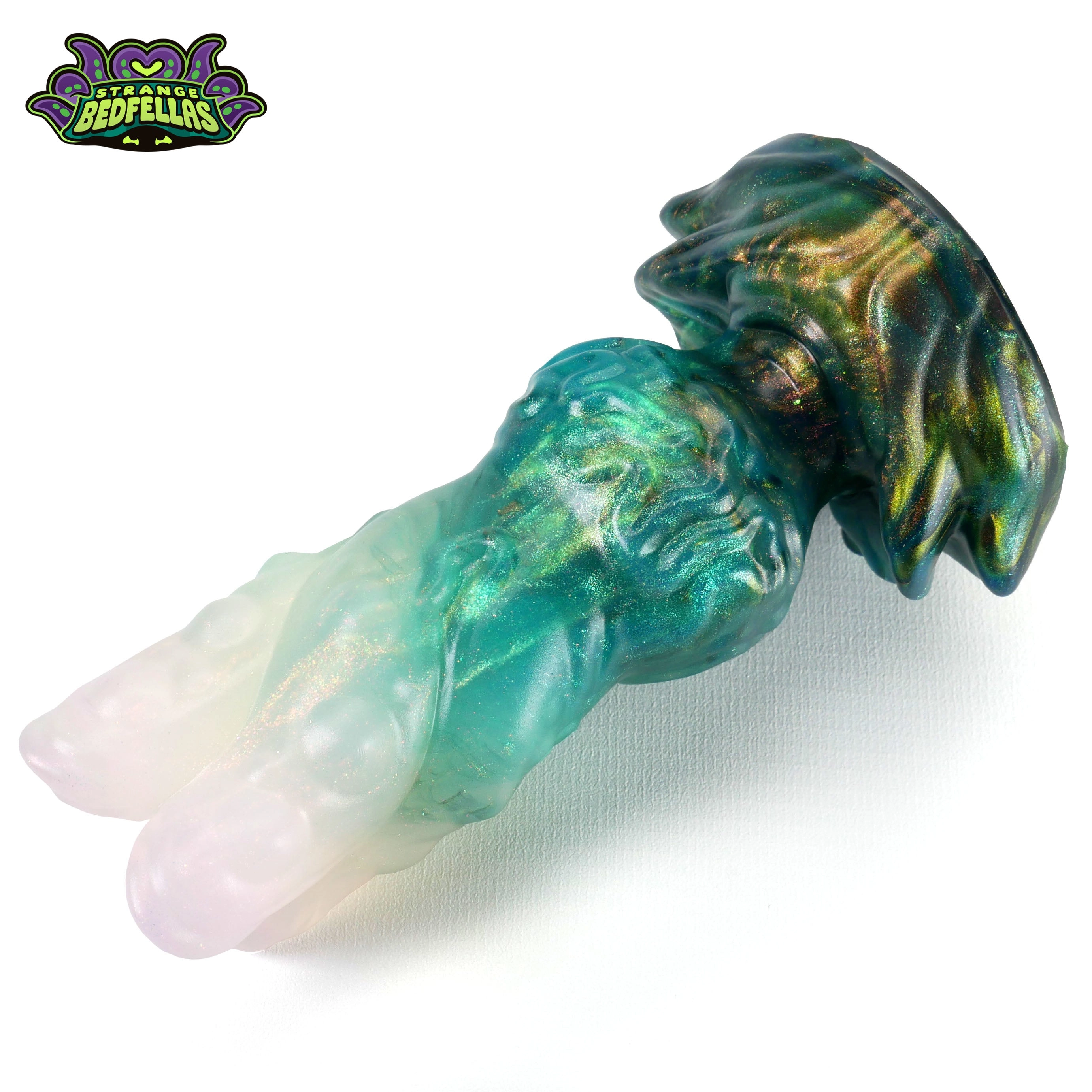 Small Xymon's Knot -- Near Clear 31* silicone -- XK-106